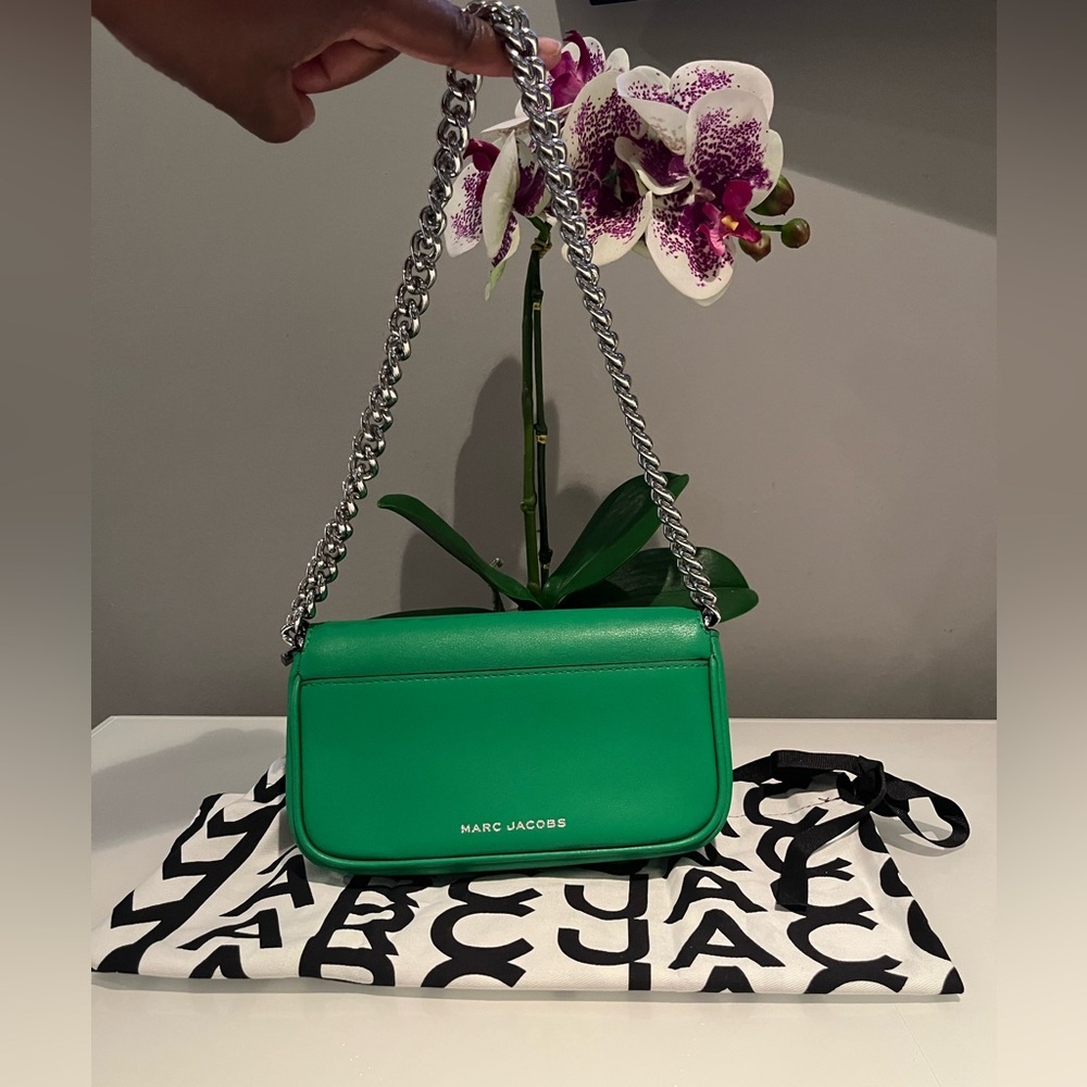 Marc Jacobs Vibrant Green Crossbody Bag - Picture 4 of 16